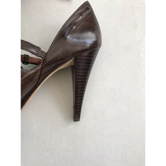 Max Studio Xpand Leather Peep Toe Heels - Picture 10 of 12